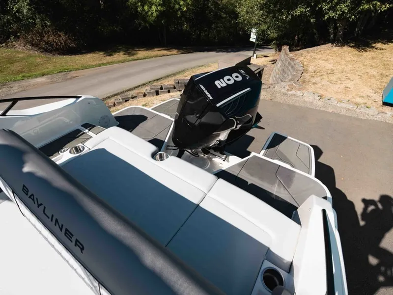 Slide: The Image of Bayliner D22 2025 - 16