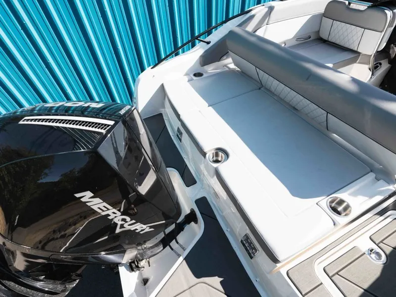 Slide: The Image of Bayliner D22 2025 - 4