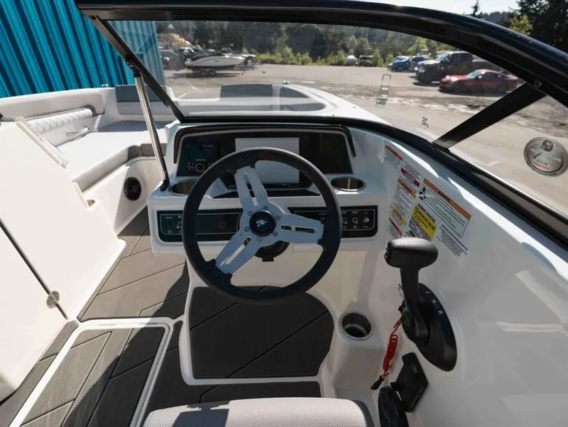 Slide: The Image of Bayliner D22 2025 - 9