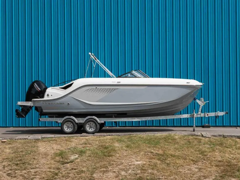 The Image of Bayliner D22 2025 - 1