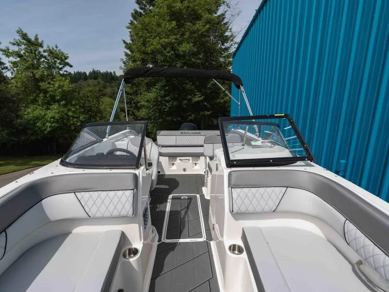 Slide: The Image of Bayliner D22 2025 - 11