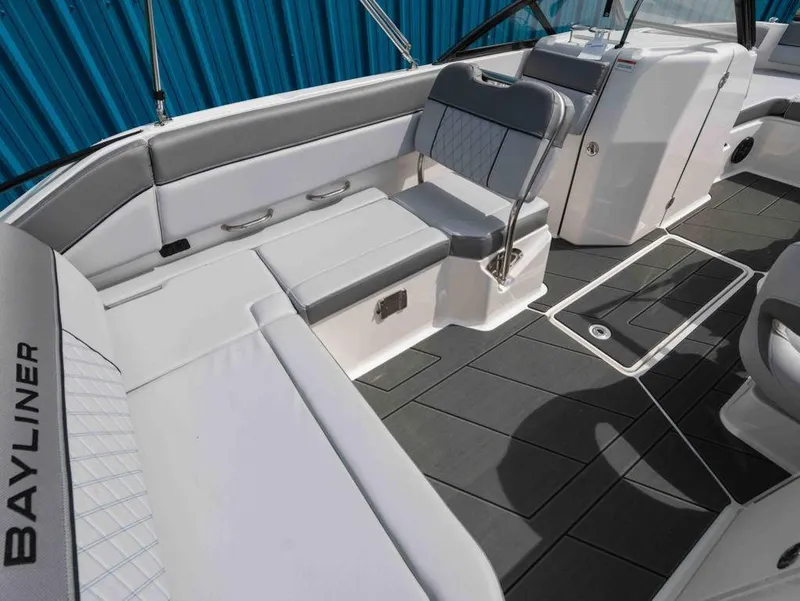 Slide: The Image of Bayliner D22 2025 - 6