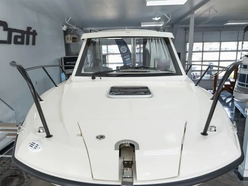 Slide: The Image of Bayliner T23 EXPLORER 2025 - 3