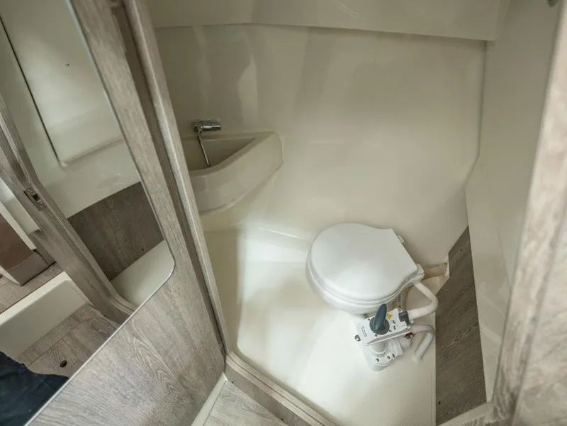 Slide: The Image of Bayliner Trophy T23 Explorer 2025 - 11