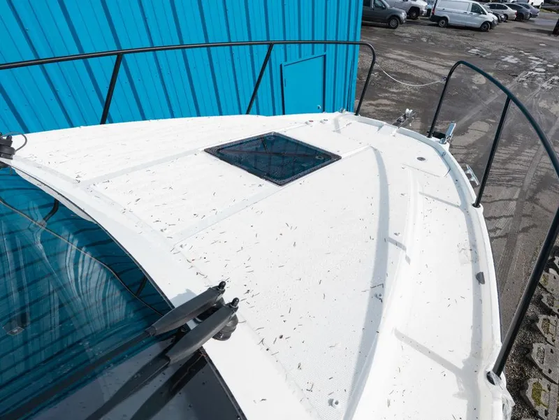 Slide: The Image of Bayliner T29 Explorer 2025 - 13