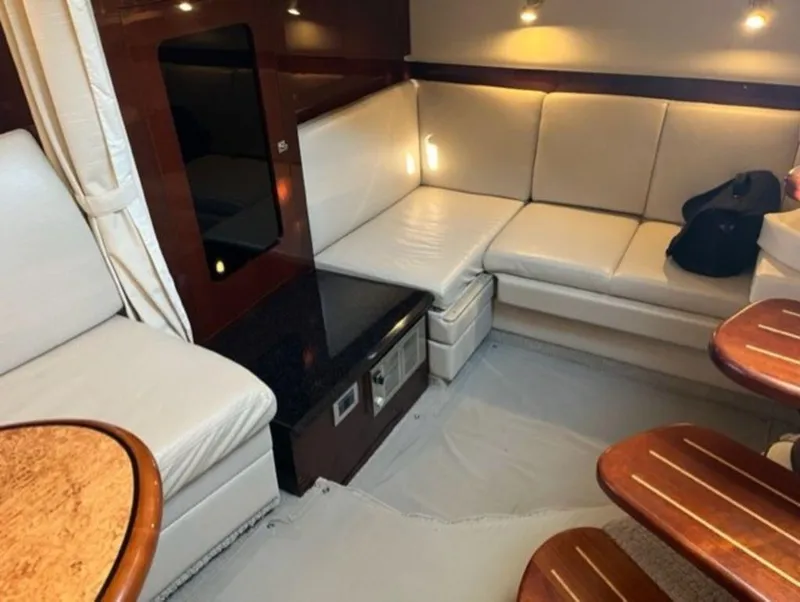Slide: The Image of Sea Ray 390 Sundancer 2010 - 19