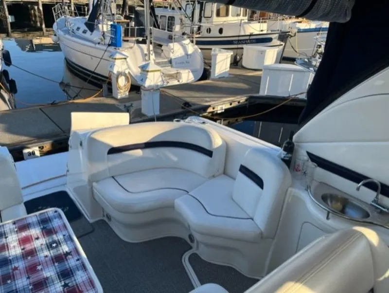 Slide: The Image of Sea Ray 390 Sundancer 2010 - 34