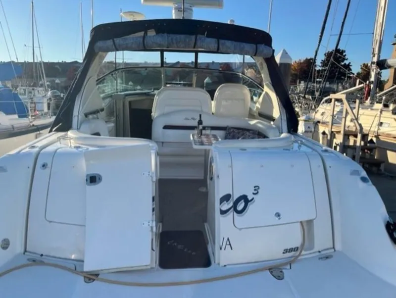 Slide: The Image of Sea Ray 390 Sundancer 2010 - 7