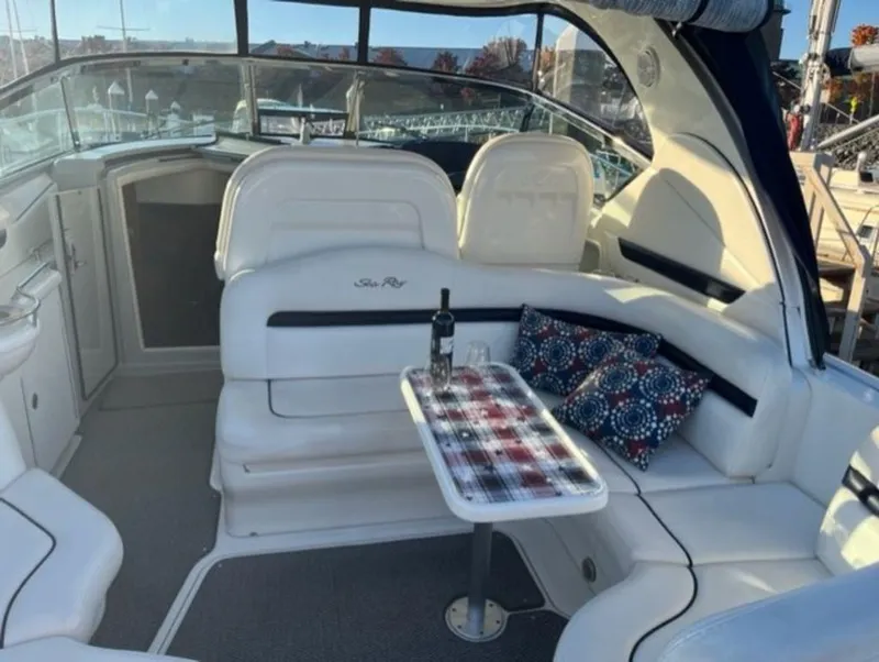 Slide: The Image of Sea Ray 390 Sundancer 2010 - 9