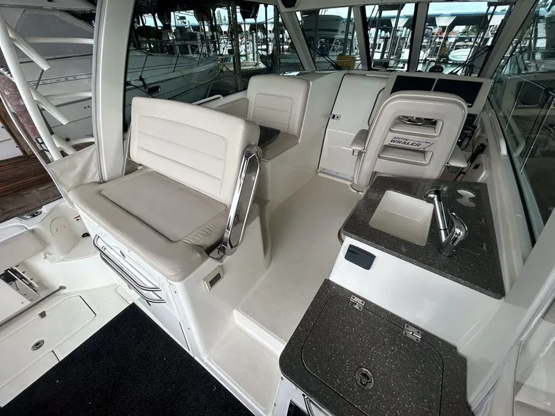 Slide: The Image of Boston Whaler 345 Conquest 2019 - 11