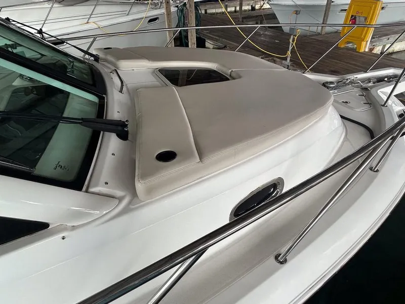 Slide: The Image of Boston Whaler 345 Conquest 2019 - 5