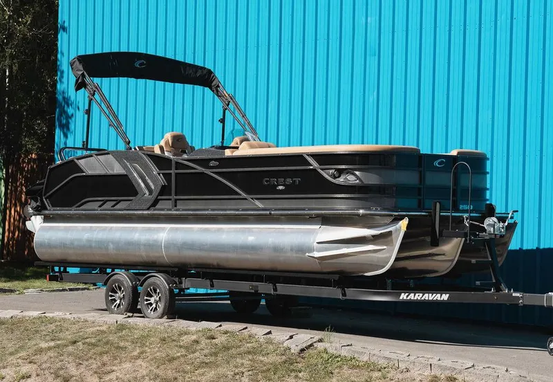 The Image of Crest Caribbean Platinum 250 2022 - 1