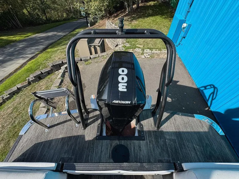 Slide: The Image of Crest Caribbean RS 230 2022 - 10