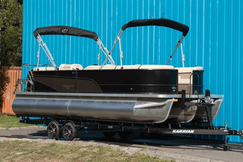 The Image of Crest Classic LX 240 2023 - 1