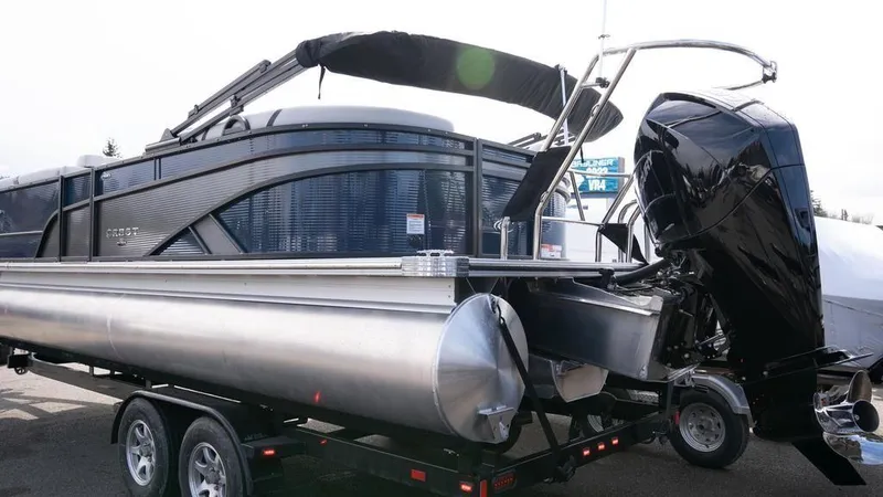 The Image of Crest Classic Platinum 240 2023 - 1