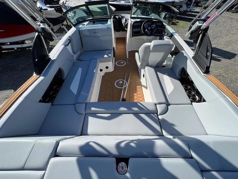 Slide: The Image of MasterCraft NXT21 2024 - 7