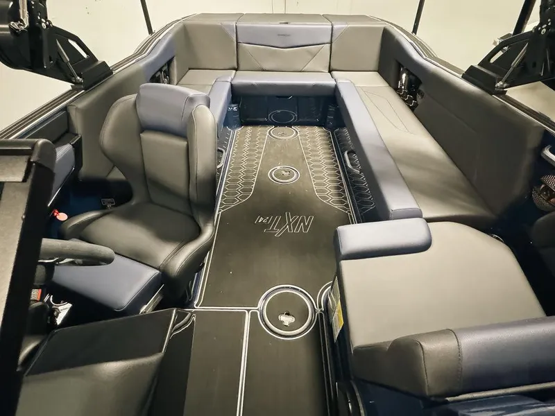 Slide: The Image of MasterCraft NXT24 2024 - 11