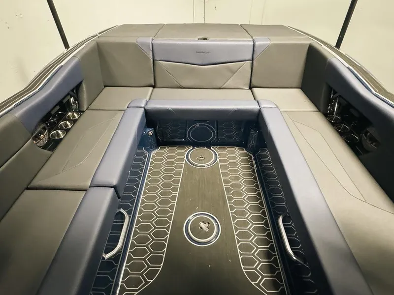 Slide: The Image of MasterCraft NXT24 2024 - 12