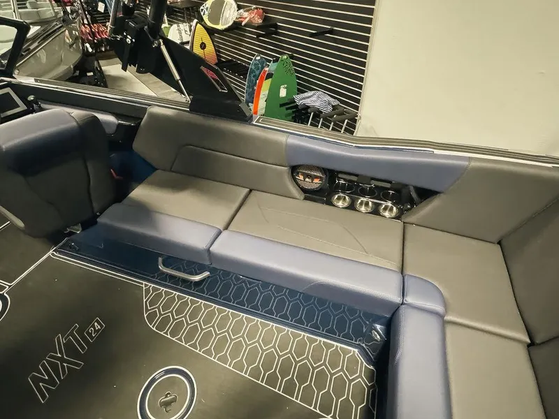 Slide: The Image of MasterCraft NXT24 2024 - 6