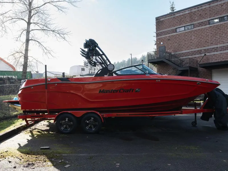 The Image of MasterCraft XT24 2024 - 1