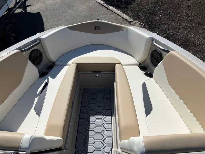 Slide: The Image of MasterCraft NXT23 2025 - 7