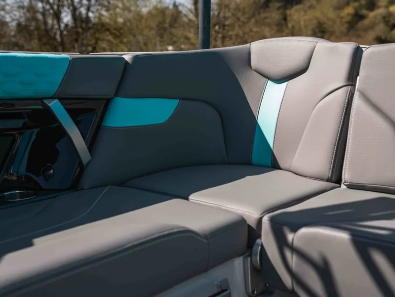 Slide: The Image of MasterCraft XT24 2025 - 21