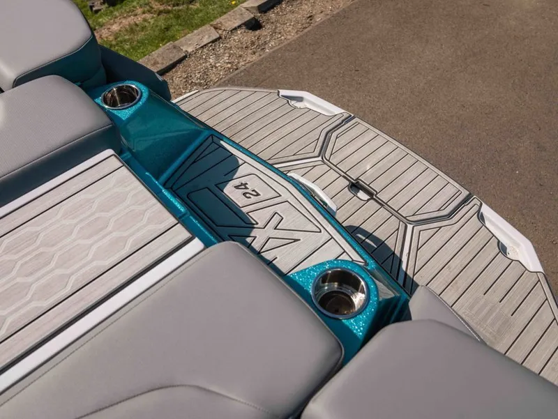 Slide: The Image of MasterCraft XT24 2025 - 22