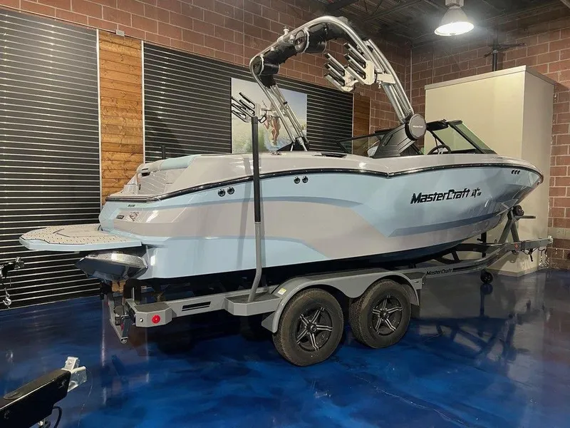 The Image of MasterCraft NXT21 2025 - 1