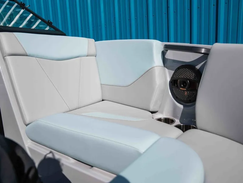 Slide: The Image of MasterCraft NXT21 2025 - 10