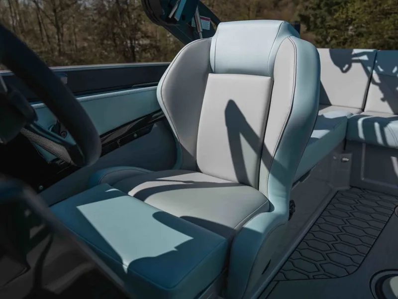 Slide: The Image of MasterCraft NXT21 2025 - 12