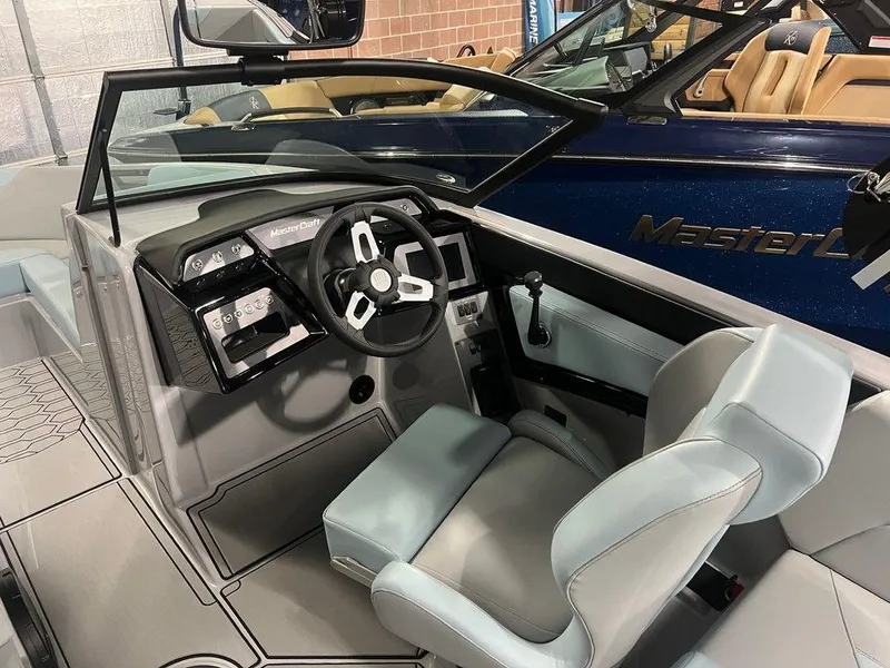 Slide: The Image of MasterCraft NXT21 2025 - 8