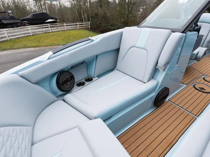 Slide: The Image of MasterCraft X24 2025 - 10