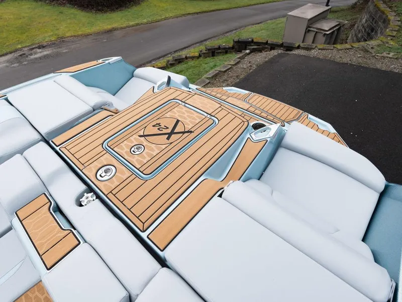 Slide: The Image of MasterCraft X24 2025 - 14