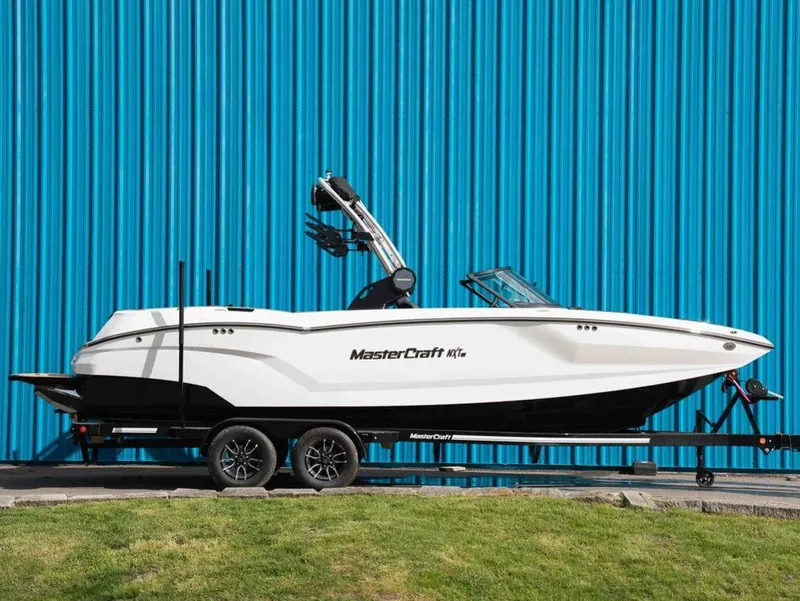 The Image of MasterCraft NXT24 2025 - 1