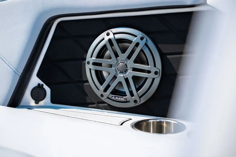 Slide: The Image of Nautique Super Air Nautique S23 2023 - 4