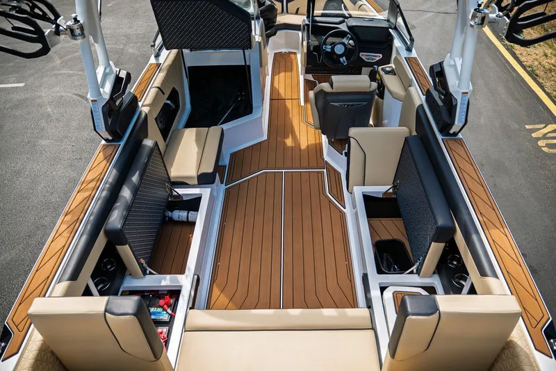 Slide: The Image of Nautique Super Air Nautique GS24 2024 - 16