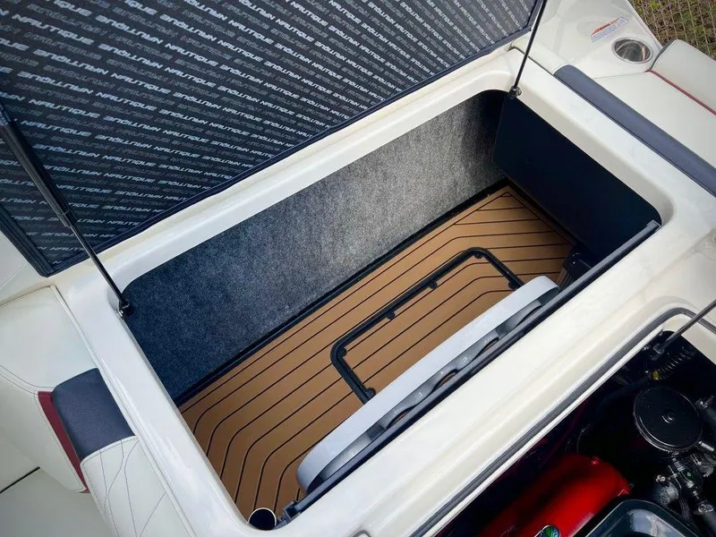 Slide: The Image of Nautique Super Air Nautique G21 2024 - 11