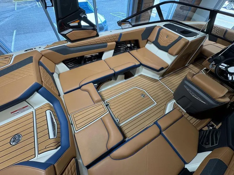 Slide: The Image of Nautique Super Air Nautique G21 2024 - 7