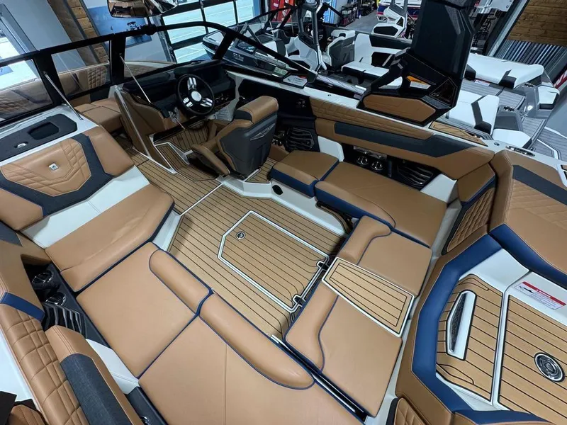 Slide: The Image of Nautique Super Air Nautique G21 2024 - 8