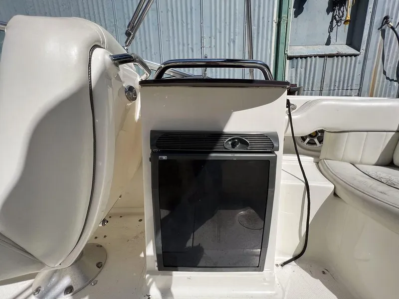 Slide: The Image of Sea Ray SLX 250 2007 - 11