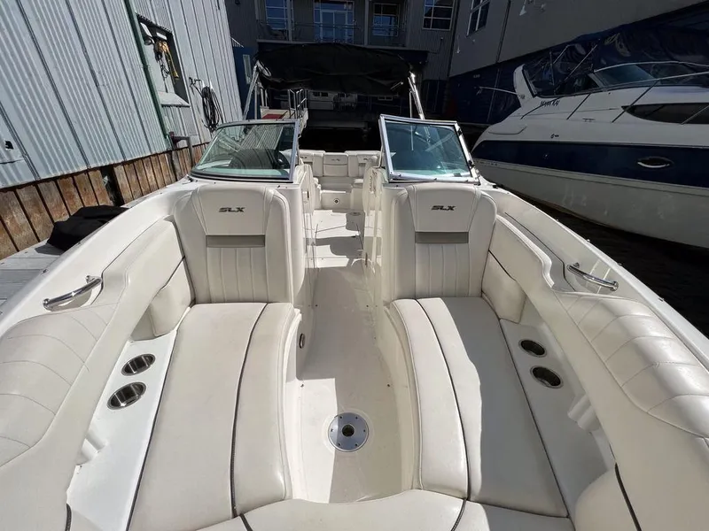 Slide: The Image of Sea Ray SLX 250 2007 - 14