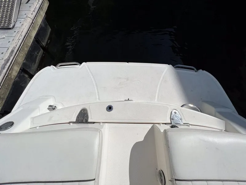 Slide: The Image of Sea Ray SLX 250 2007 - 18