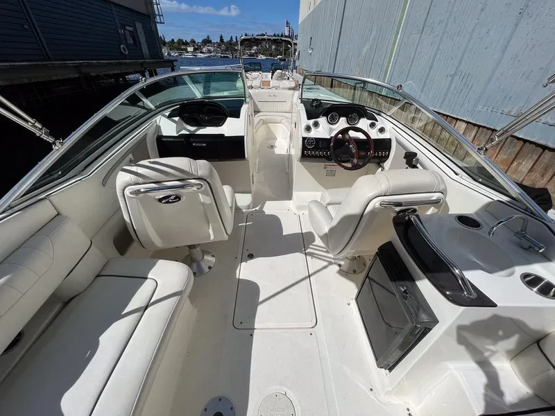 Slide: The Image of Sea Ray SLX 250 2007 - 7