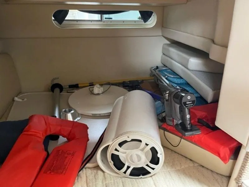 Slide: The Image of Bayliner 305 Sb 2007 - 15