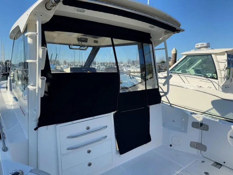 Slide: The Image of Boston Whaler 325 Conquest 2020 - 3