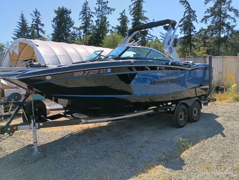 Slide: The Image of MasterCraft XStar 2018 - 7