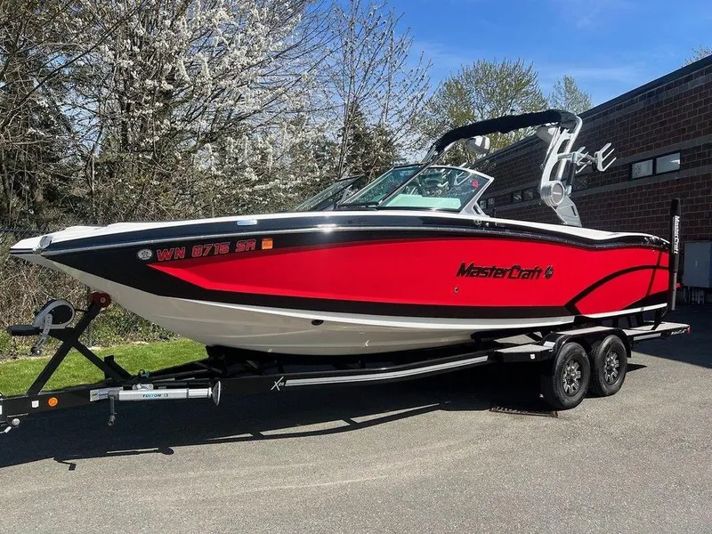 The Image of MasterCraft X26 2019 - 1
