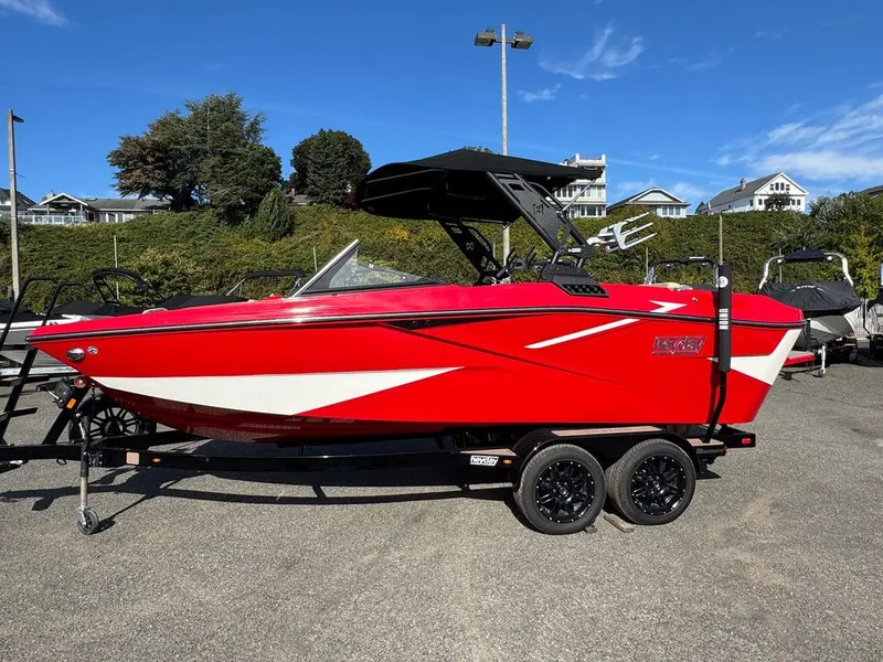 The Image of Heyday Wake Boats H22 2023 - 1