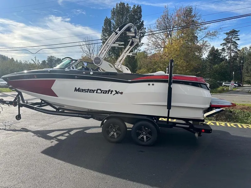 Slide: The Image of MasterCraft XStar S 2022 - 3