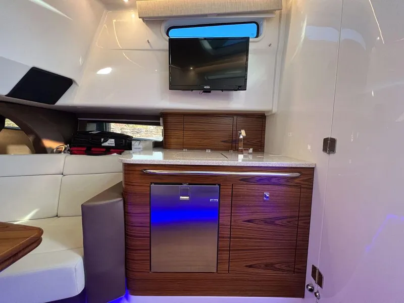 Slide: The Image of Boston Whaler 420 Outrage 2023 - 26